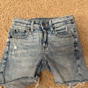 super cute jean shorts!